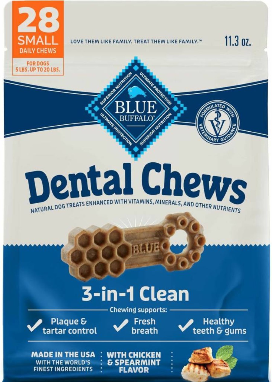 Blue Buffalo Large Dog Dental Chews Natural Chicken & Spearmint Flavor, 22oz Bag (14 Treats) for Oral Health